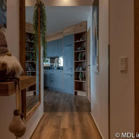 Adlerhorst 1 Zell Am With Private Sauna 젤암제